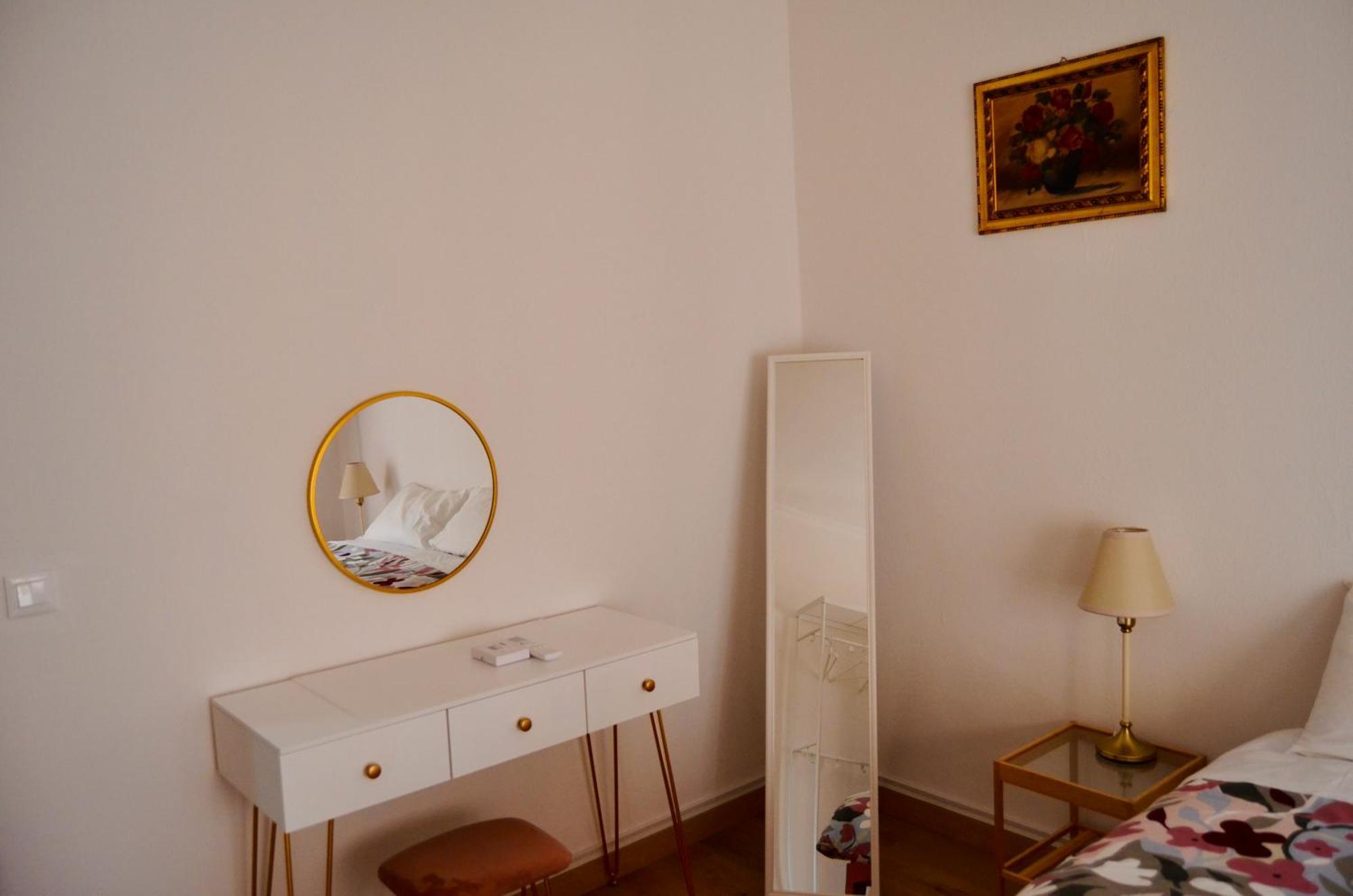 Aurelio Vatican Apartment